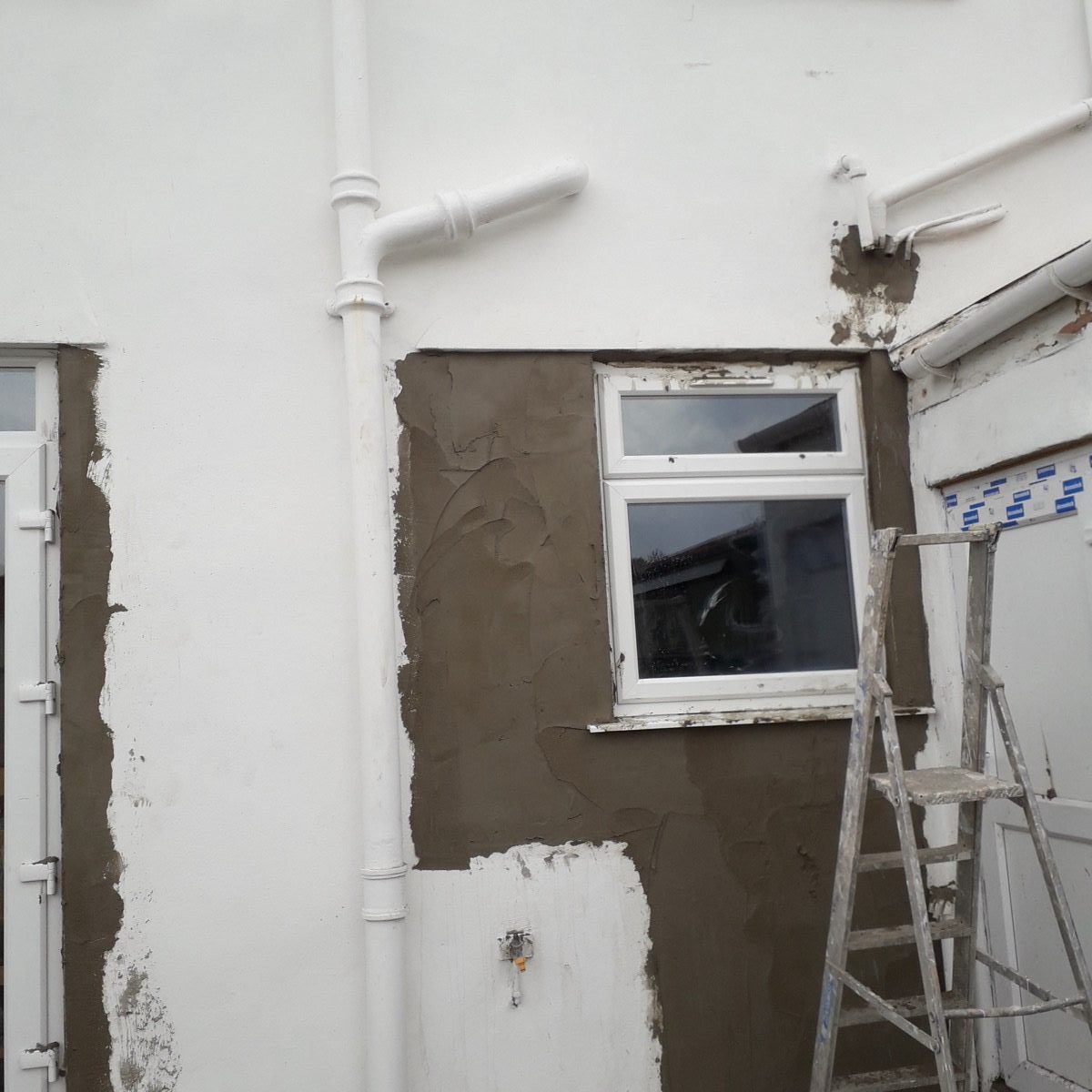 General Building — Fishponds, image 7