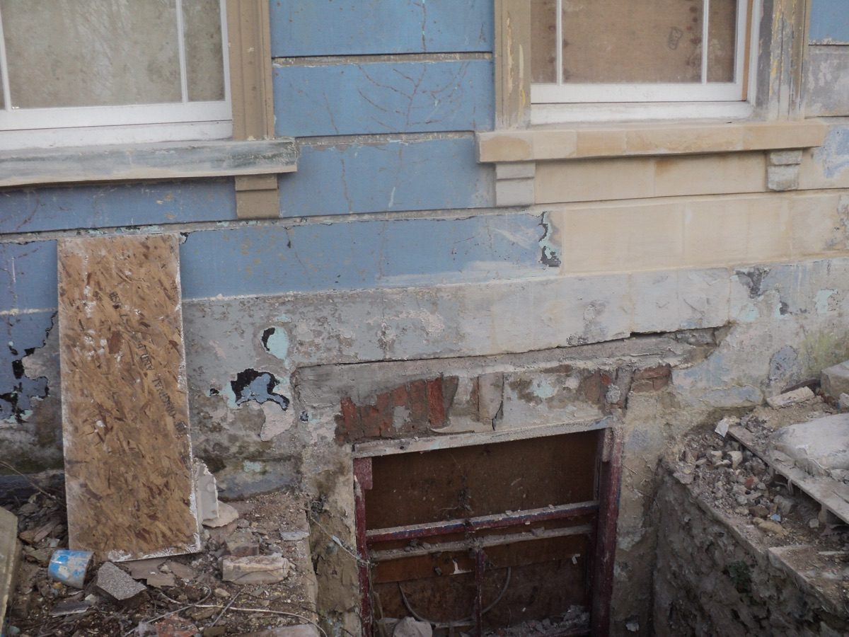Lime plastering at Coronation Rd, image 52
