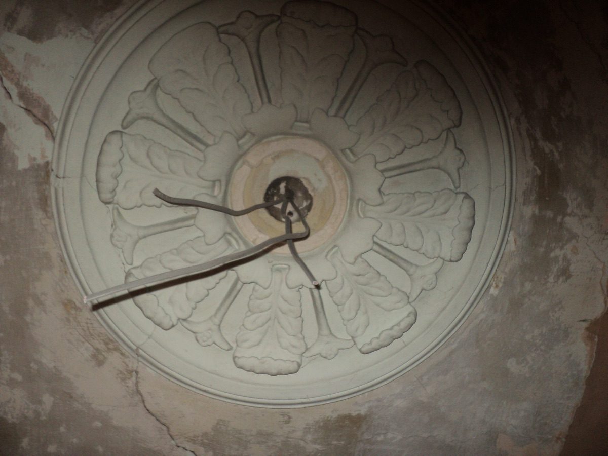 Ornamental plastering at Coronation Rd, image 64