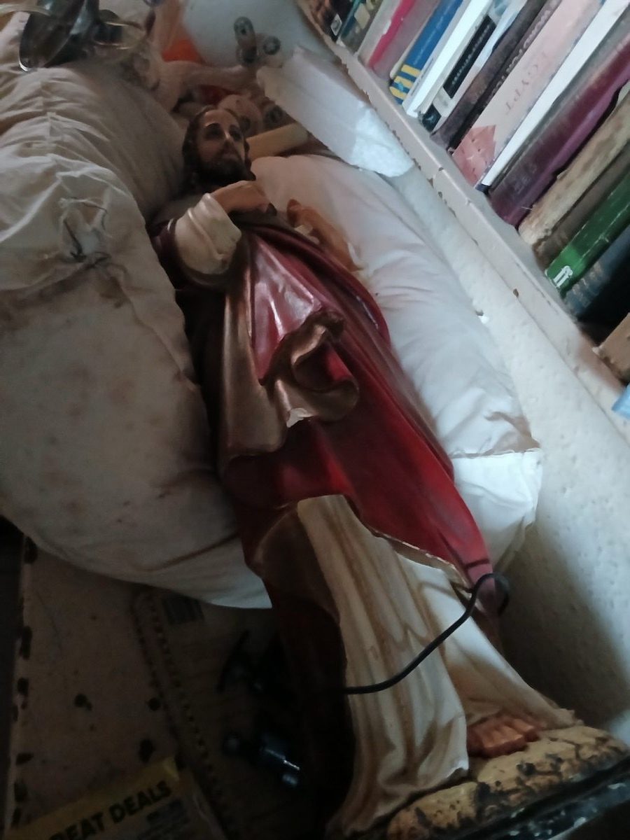 Statue restoration, image 2