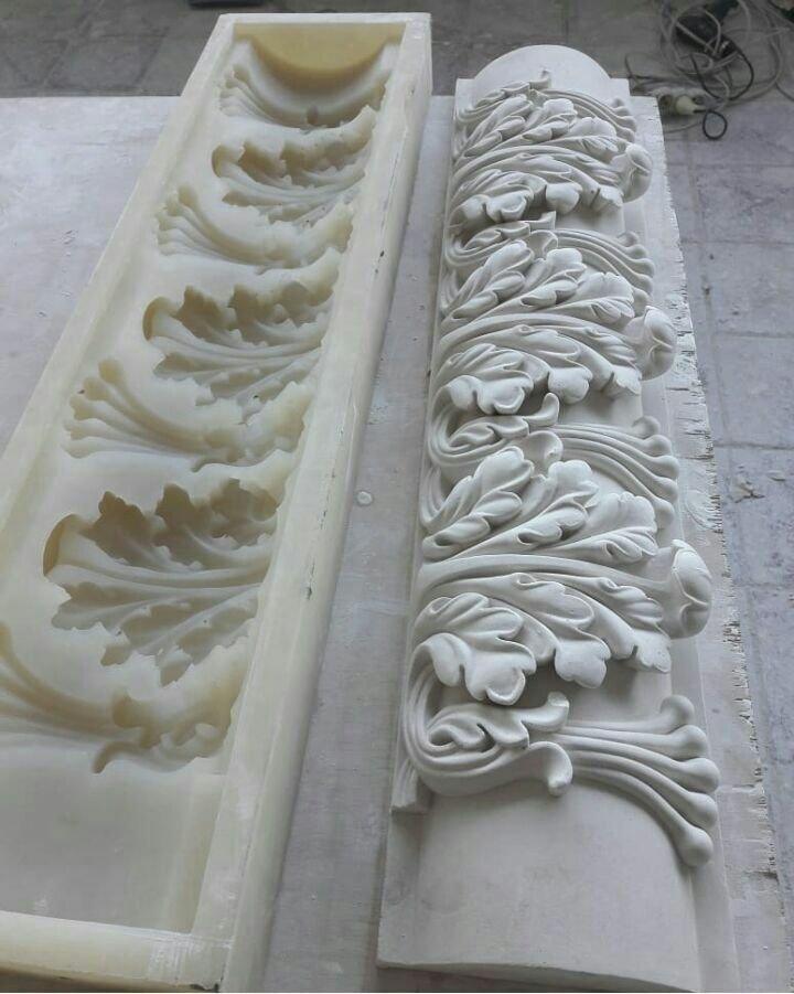Acanthus enrichment mould and cast side by side
